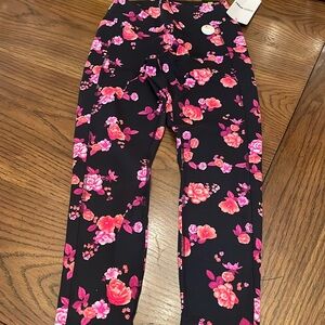 Pink ultimate legging, size medium, NWT